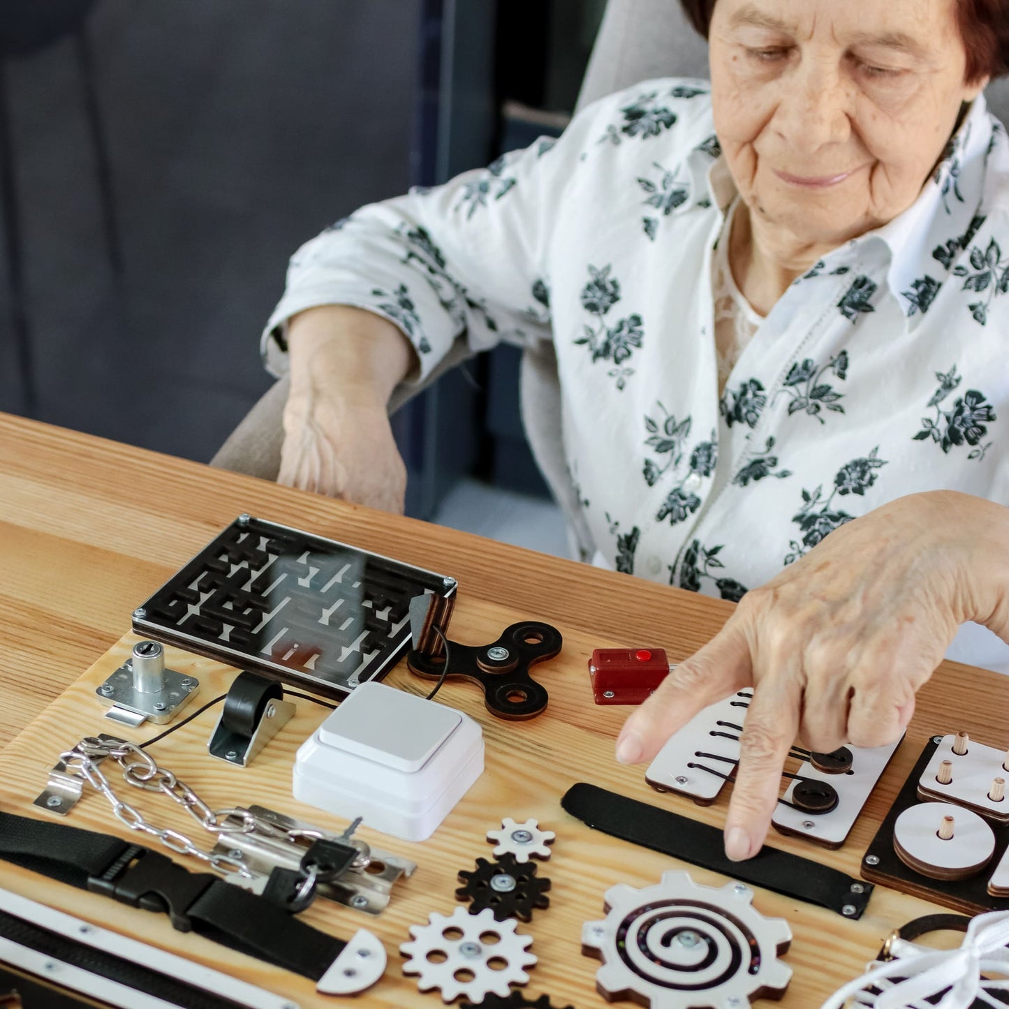 Safe & Handmade Dementia Therapy Board