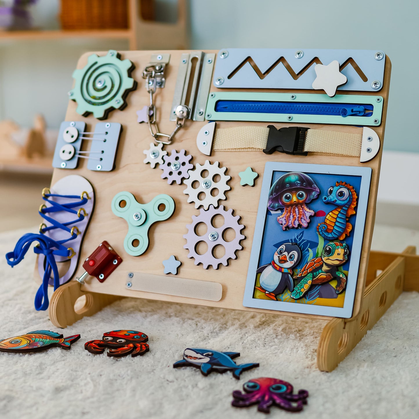 Sea-themed animated busy board (Size S) with magnetic ocean animals