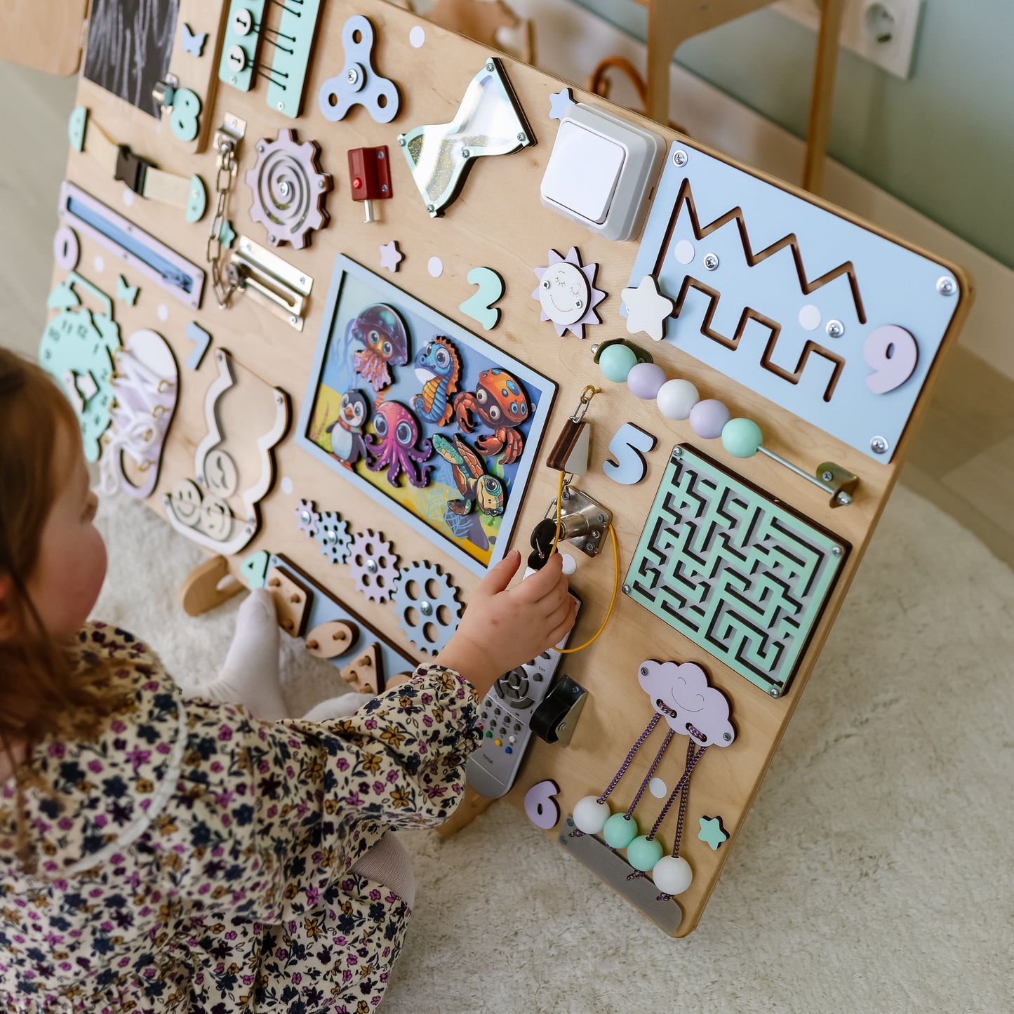 Interactive magnetic ocean creatures for toddler sensory development