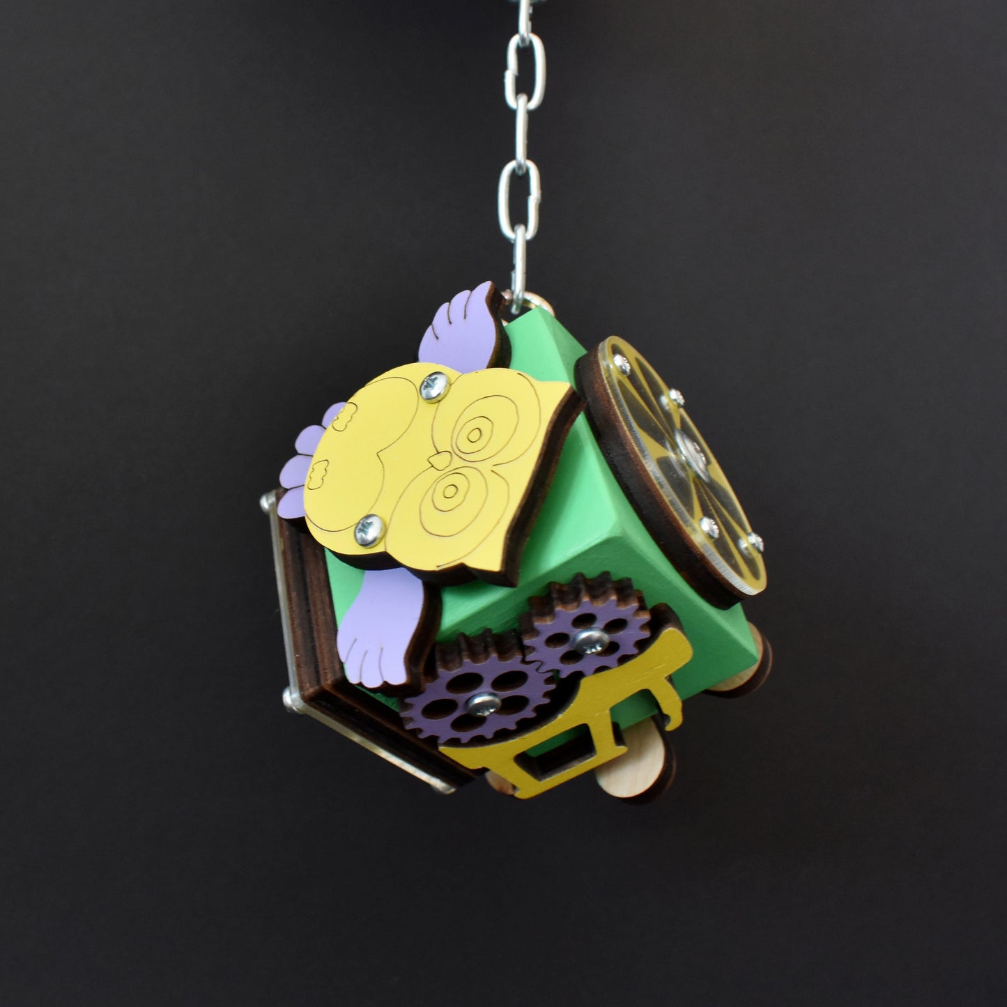 Montessori gift idea – small busy cube