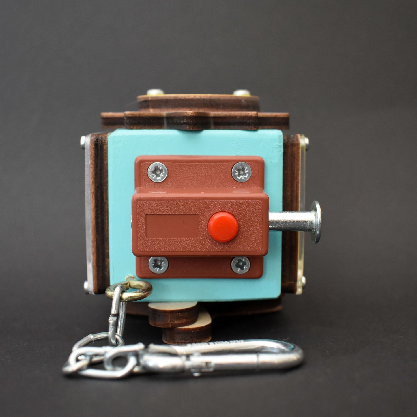 Sensory cube with tractor and gear details
