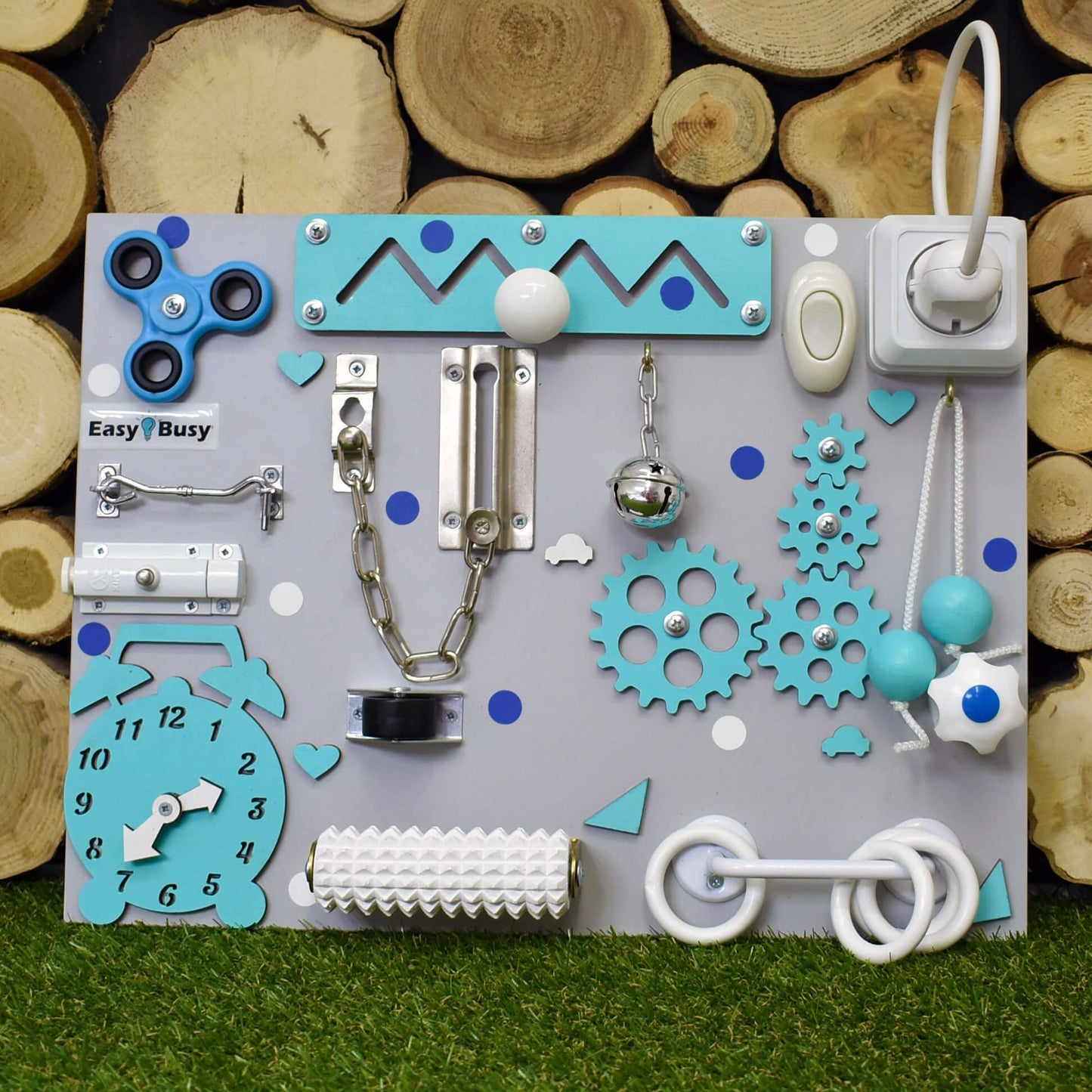 Portable Montessori toy board for early learning