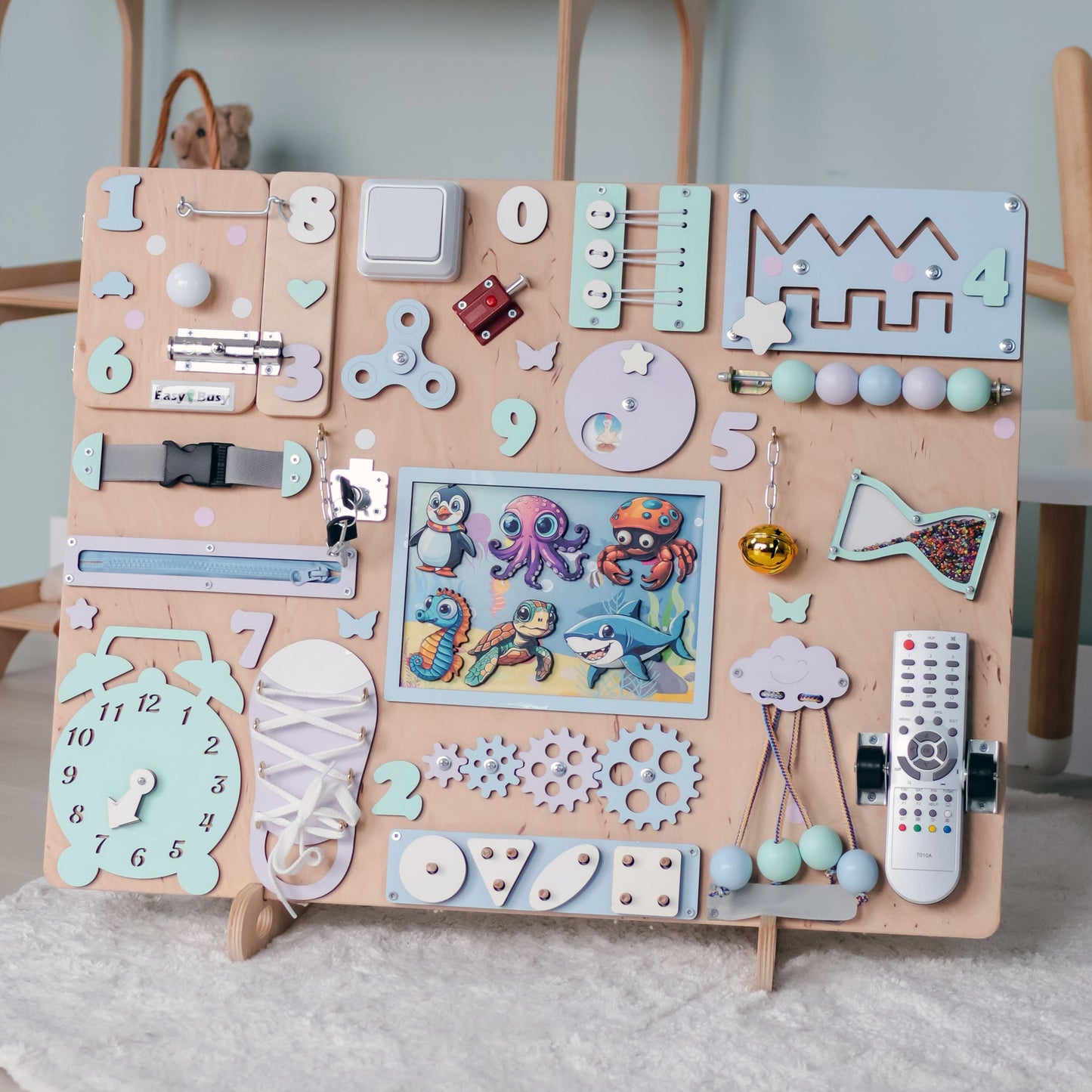 Safe and non-toxic Montessori toy with a sea adventure theme