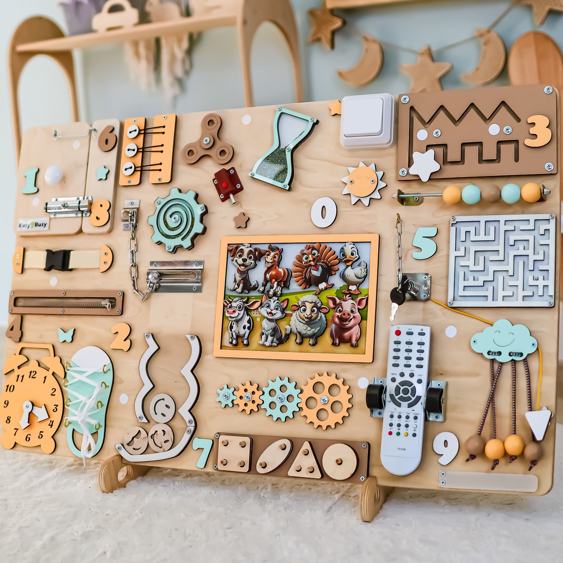 Extra-large farm-themed animated busy board (Size XL) with magnetic animals