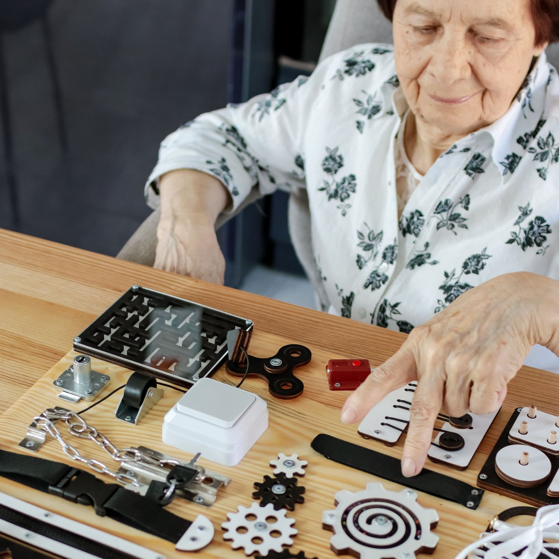 Safe & Handmade Dementia Therapy Board