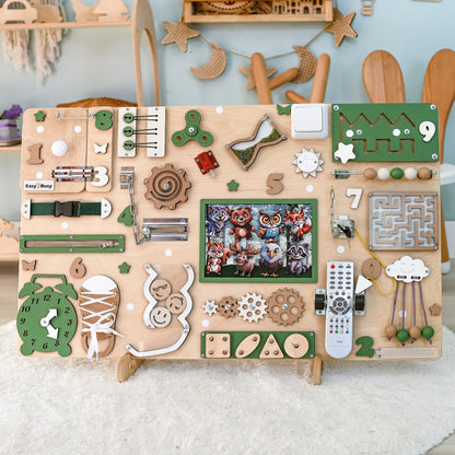 Fine motor skill toy with removable magnetic forest creatures