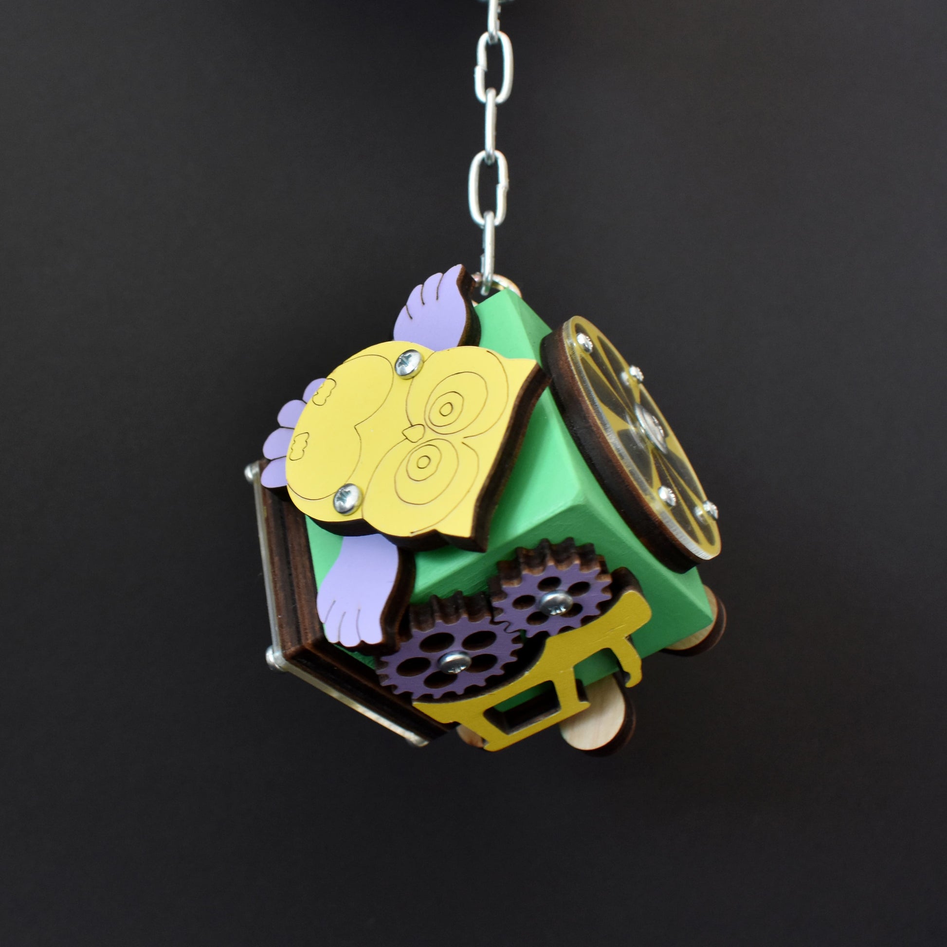 Montessori gift idea – small busy cube