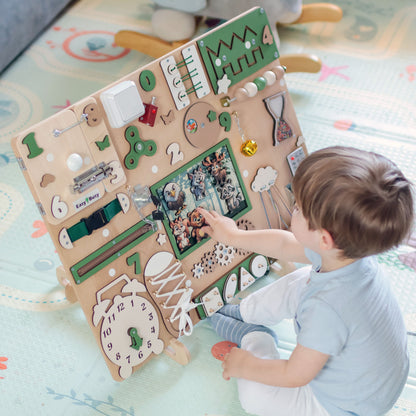 Magnetic Animals on a Fridge – Demonstrating how removable animals can be used on any magnetic surface
